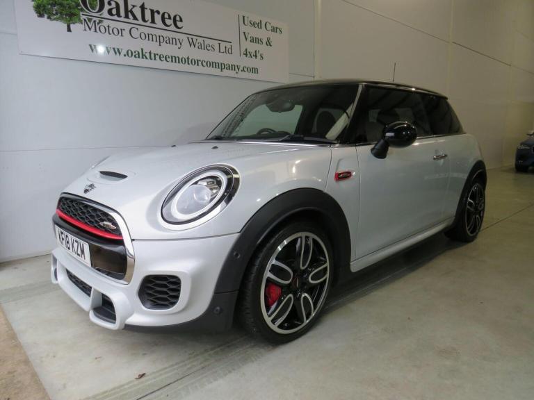 MINI HATCH 2.0 John Cooper Works Auto Euro 6 (s/s) 3dr Silver Auto Petrol 2018