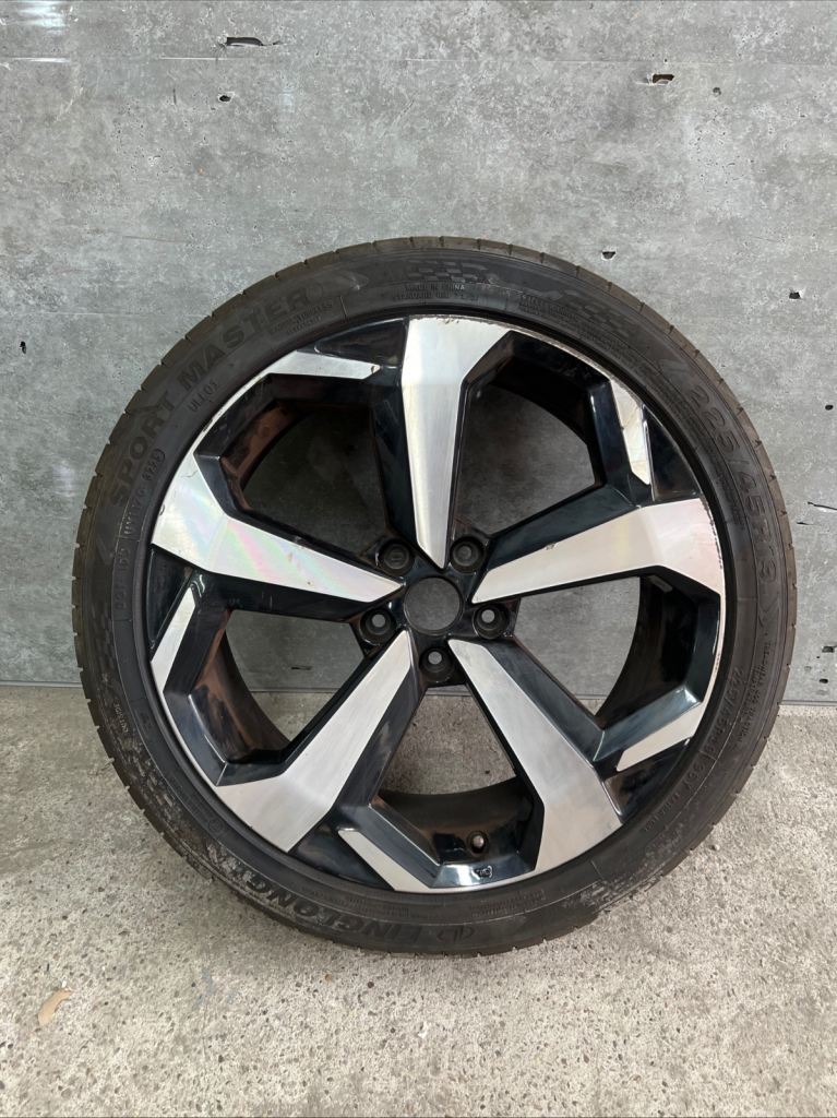 NISSAN JUKE F16 MK2 2019-ON GENUINE 19" ALLOY WHEEL RIM 7.5J 35ET R09901