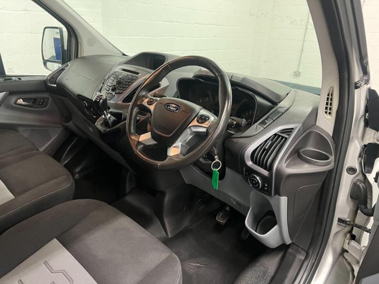 2017 Ford Transit Custom Transit Custom 2.0 TDCi 290 Limited Panel Van 5dr Diesel Manual L2 H1 (1...