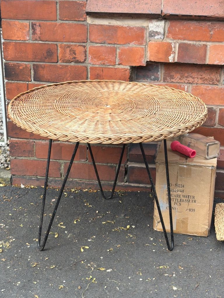 Wicker Coffee Table with Hairpin Legs – Good Condition