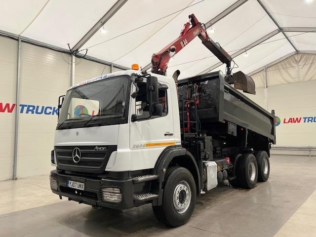 Mercedes-Benz Axor 2629 6x4 Day Cab Tipper Grab