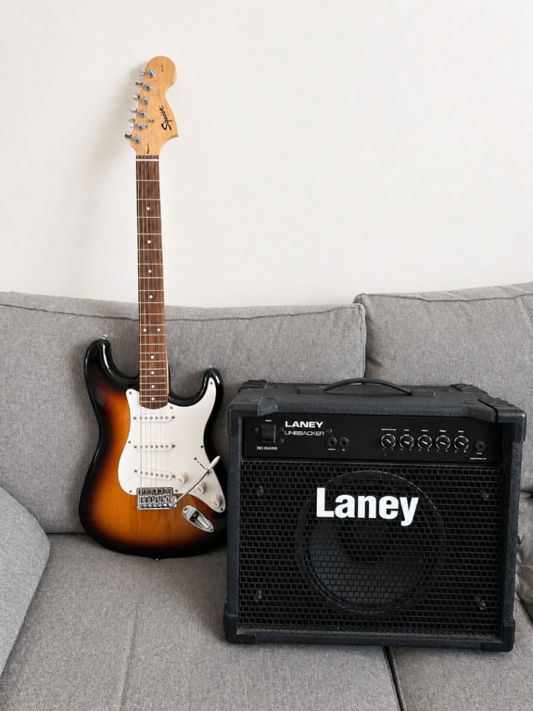 Squier Stratocaster (fender) - Laney Amp – Starter Bundle – Fully Working