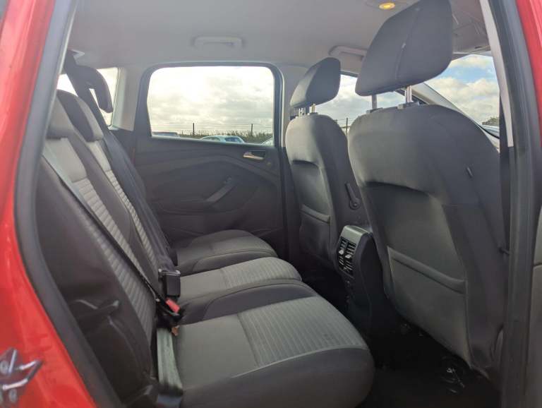 FORD C-MAX 1.5 TITANIUM 1 FORMER KEEPER LOW MILEAGE FULL HISTORY NEW CAMBELT KIT