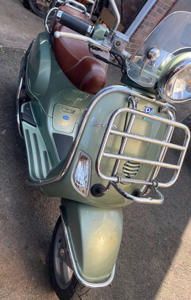VESPA PIAGGIO LXV 125, 2008, 124 (cc)