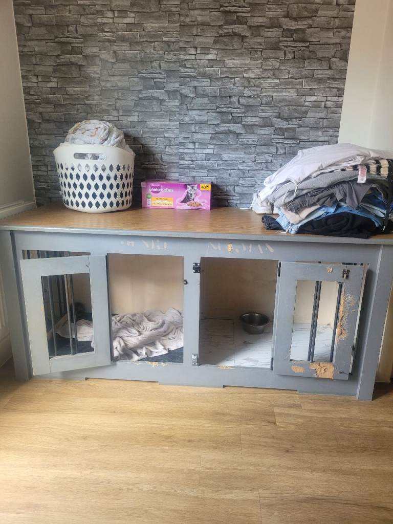 Double dog cage