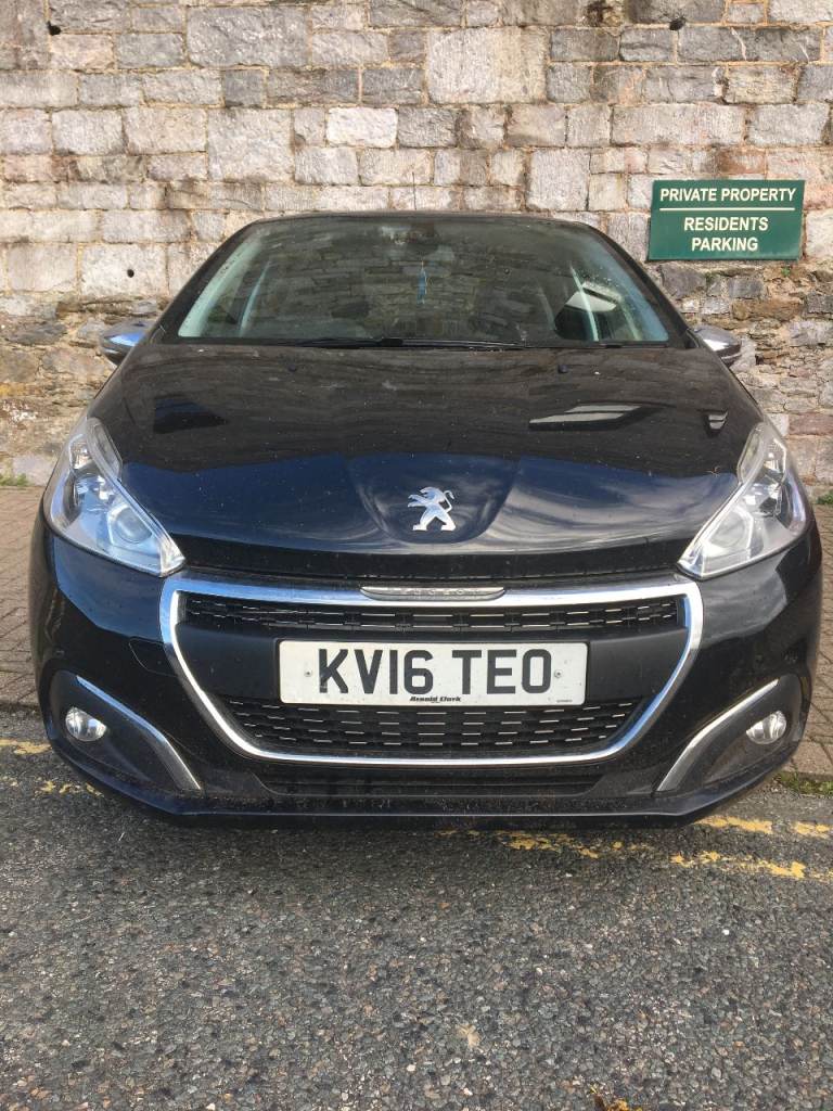 Peugeot, 208, Hatchback, 2016, Manual, 1199 (cc), 5 doors