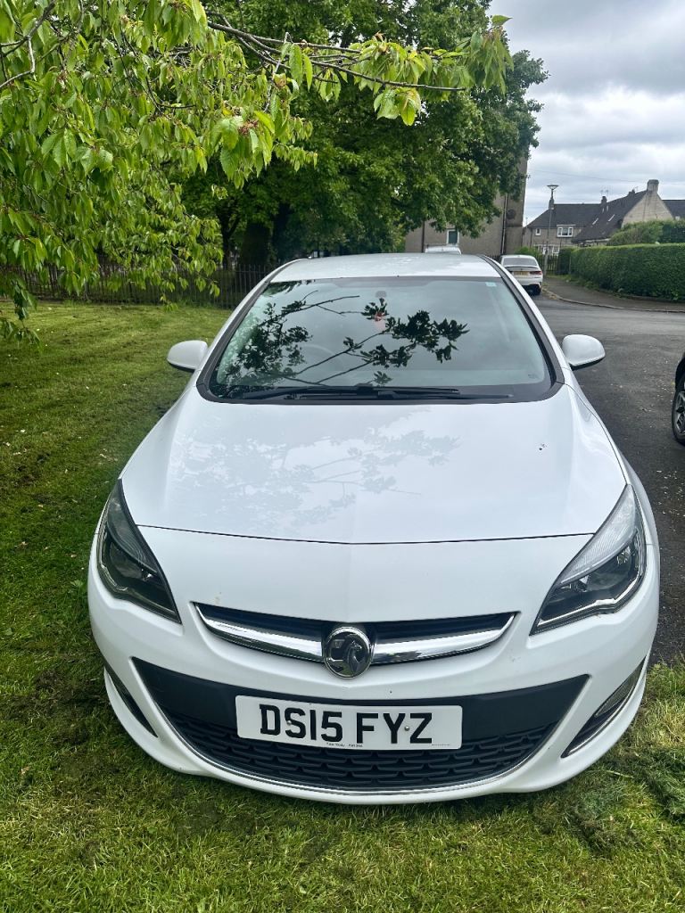 Vauxhall, ASTRA, Hatchback, 2015, Manual, 1598 (cc), 5 doors