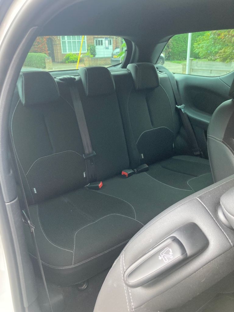 DS, DS 3, Hatchback, 2018, Manual, 1199 (cc), 3 doors