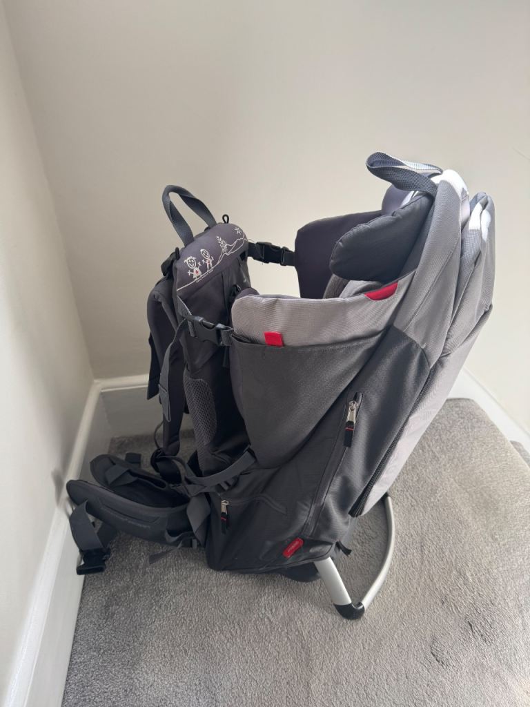 Phil & Teds Escape Baby Carrier In Charcoal