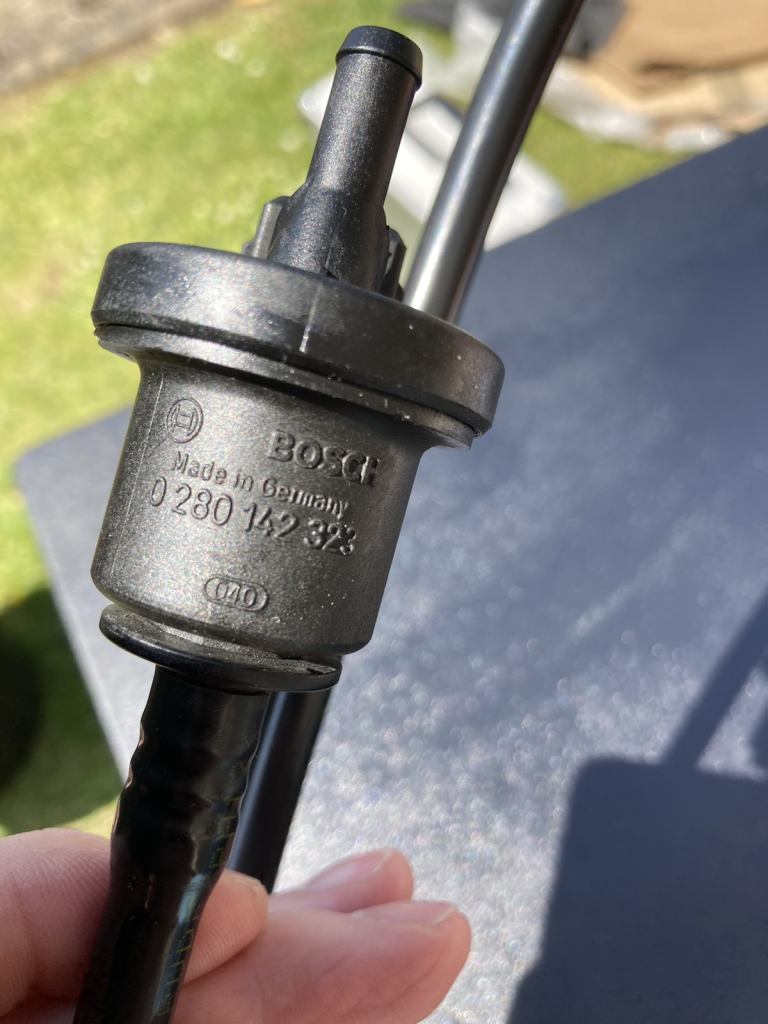 Porsche bleeder valve 996.110.129.9zero