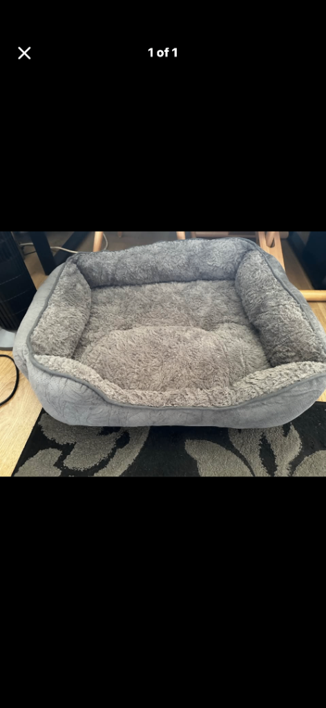 Small dog bed