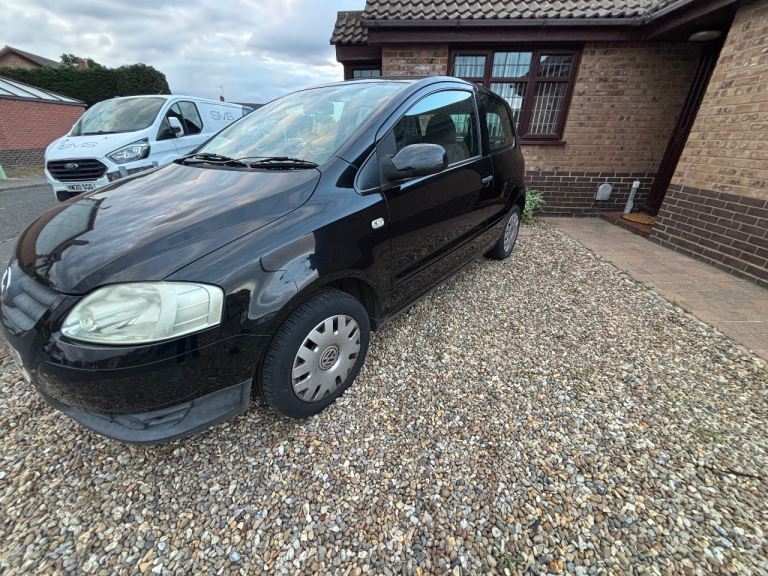 Volkswagen, FOX, Hatchback, 2010, Manual, 1198 (cc), 3 doors