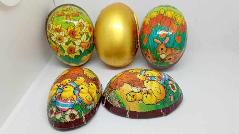 4 Paper Easter eggs trinket boxes