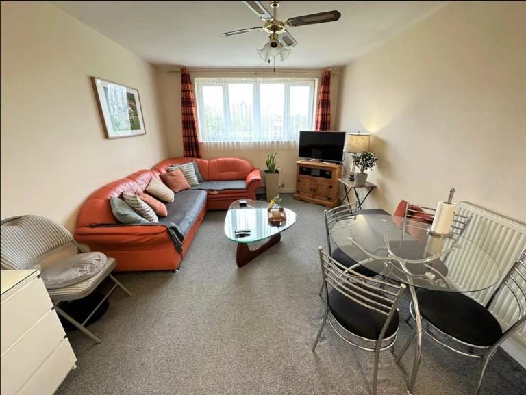 1 Bed Flat, Regent House, Northolt, UB5 6FS