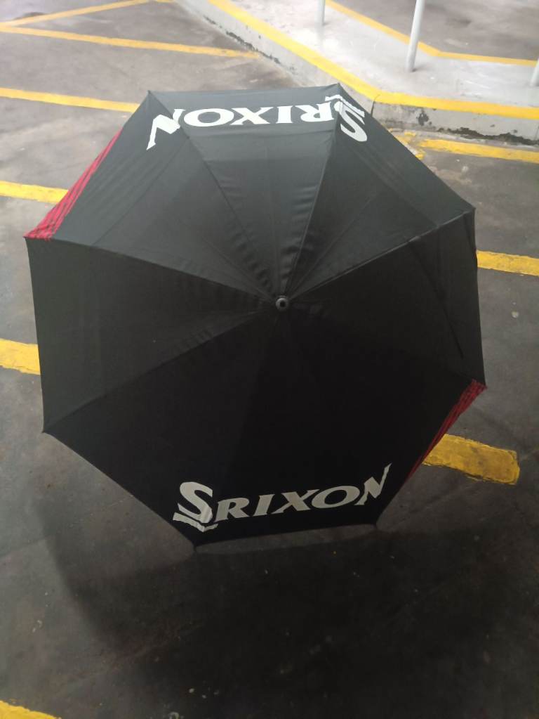 REDUCED TO £15 Srixon golfing umbrella REDUCED TO £15