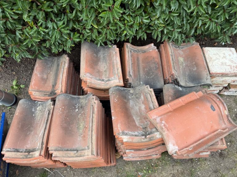 Reclaimed Goxhill interlocking Clay Pantile Roof Tiles Red