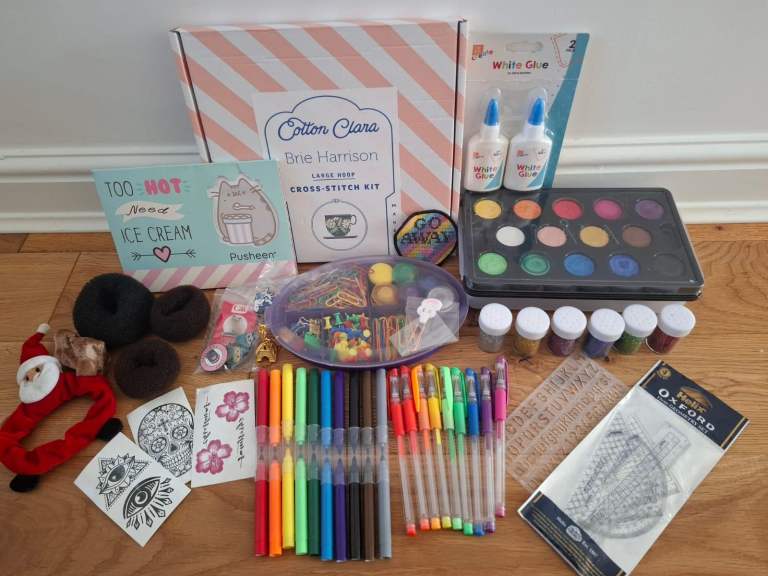 Crafts and stationary bundle 