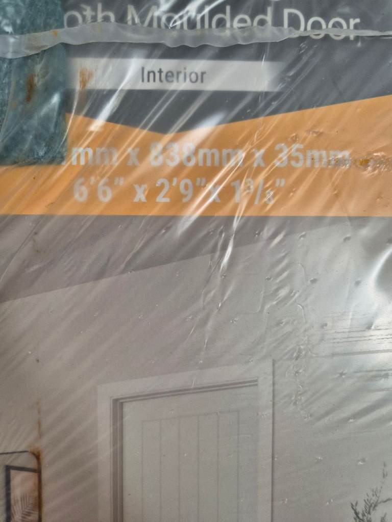 New Interior Moulded Door 6'6" x 2'9" (80" x 33")