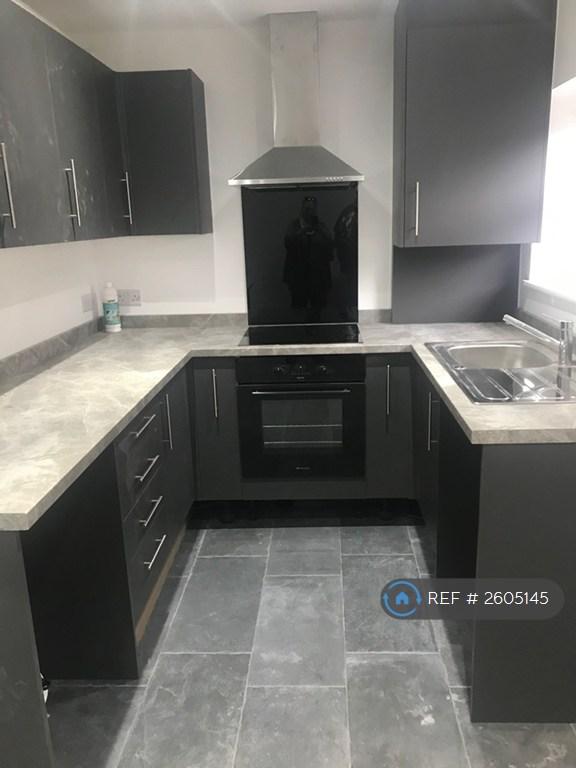 2 bedroom house in Mount Pleasant Terrace, Llandudno, LL30 (2 bed) (#2605145)