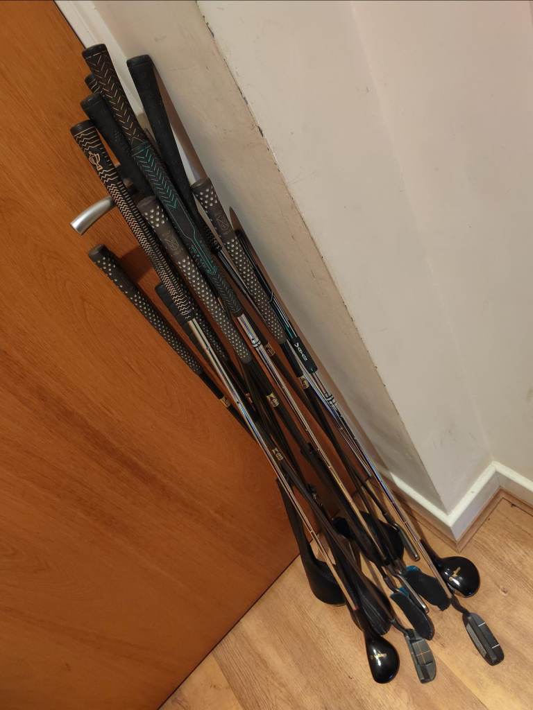 GOLF CLUBS SET with BALL RETRIEVER