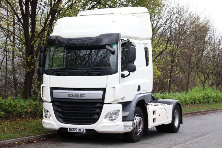 DAF CF 440 4X2 SPACE CAB TRACTOR UNIT (2015)
