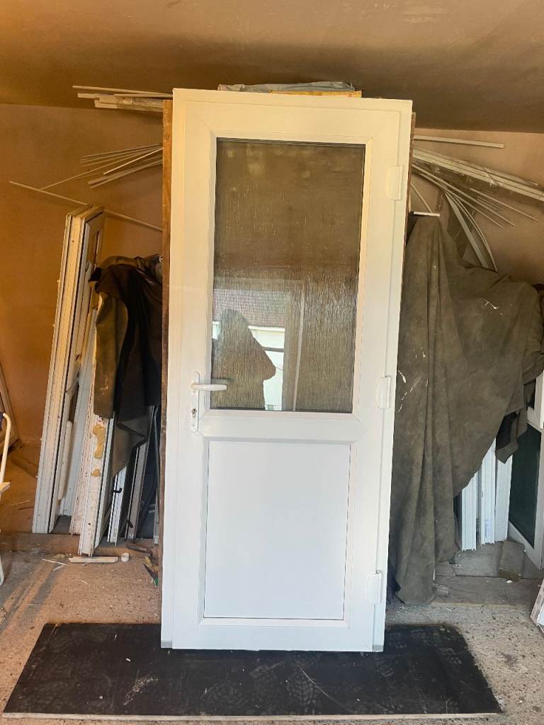 UPVC DOOR 201 x 83 cm - BEAUTIFUL UPVC DOUBLE GLAZED DOOR - OBSCURE GLASS (REF: DX204)