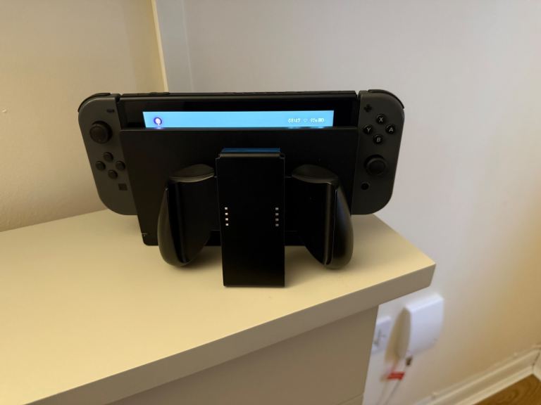 Nintendo Switch -Grey