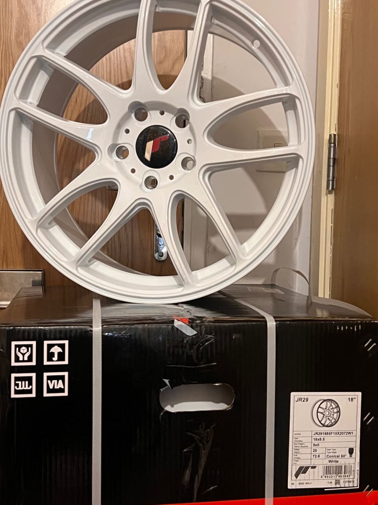 Brand New White JR Racing Alloys 4x18”
