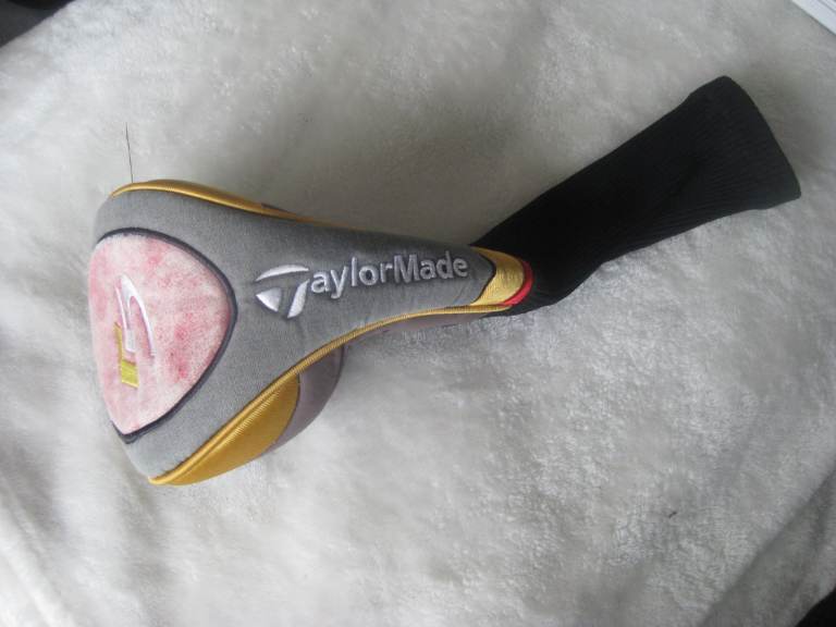TAYLORMADE DRIVER HEAD COVER
