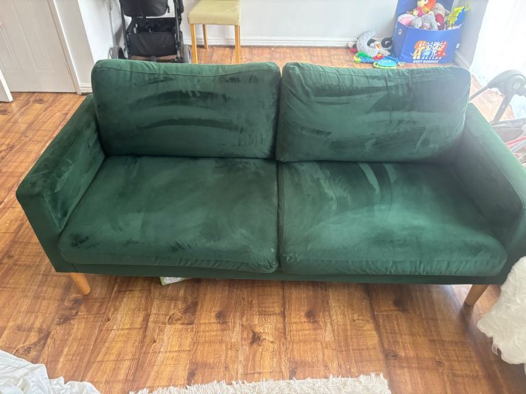 2 green sofas 