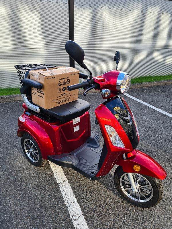 As new can deliver mobility scooter green power
