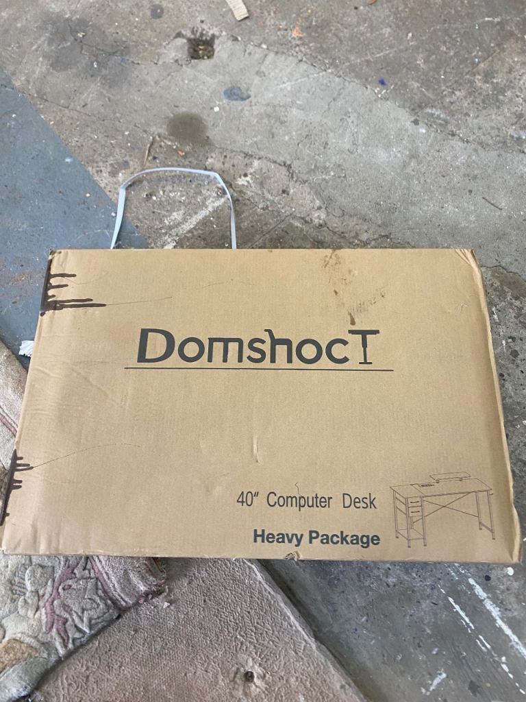 DomshocT 40" Computer Desk – Brand New, Boxed