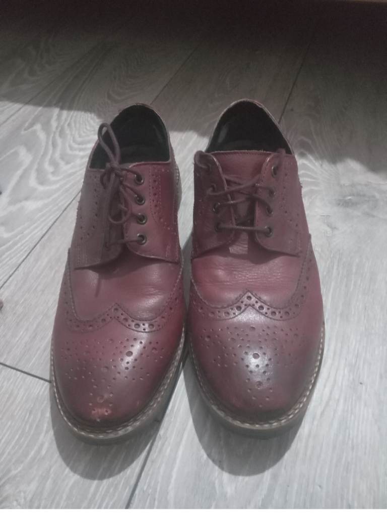 Men's shoes
