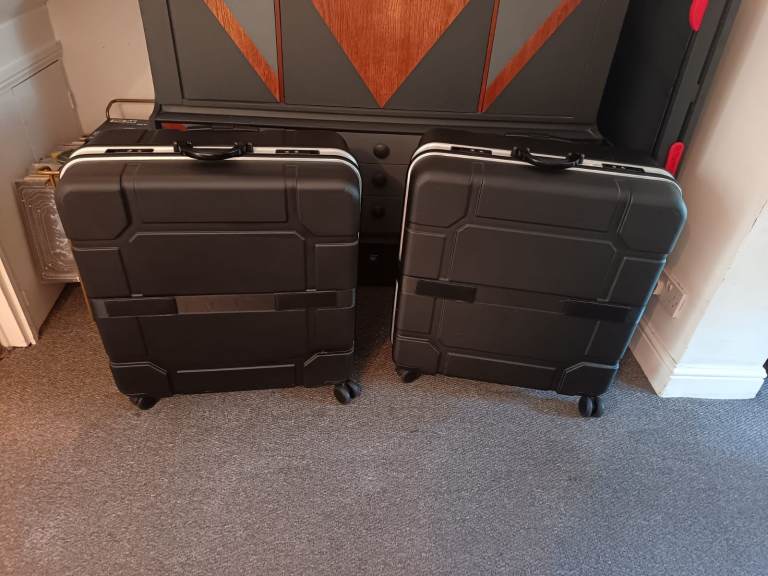 B&W Brompton hard travel cases (pair)