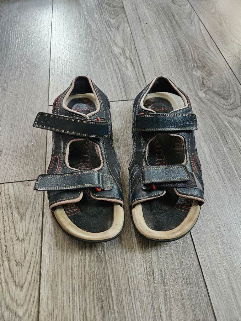 Clarks Kids Active Air Sandals Size 4.5G Navy Blue
