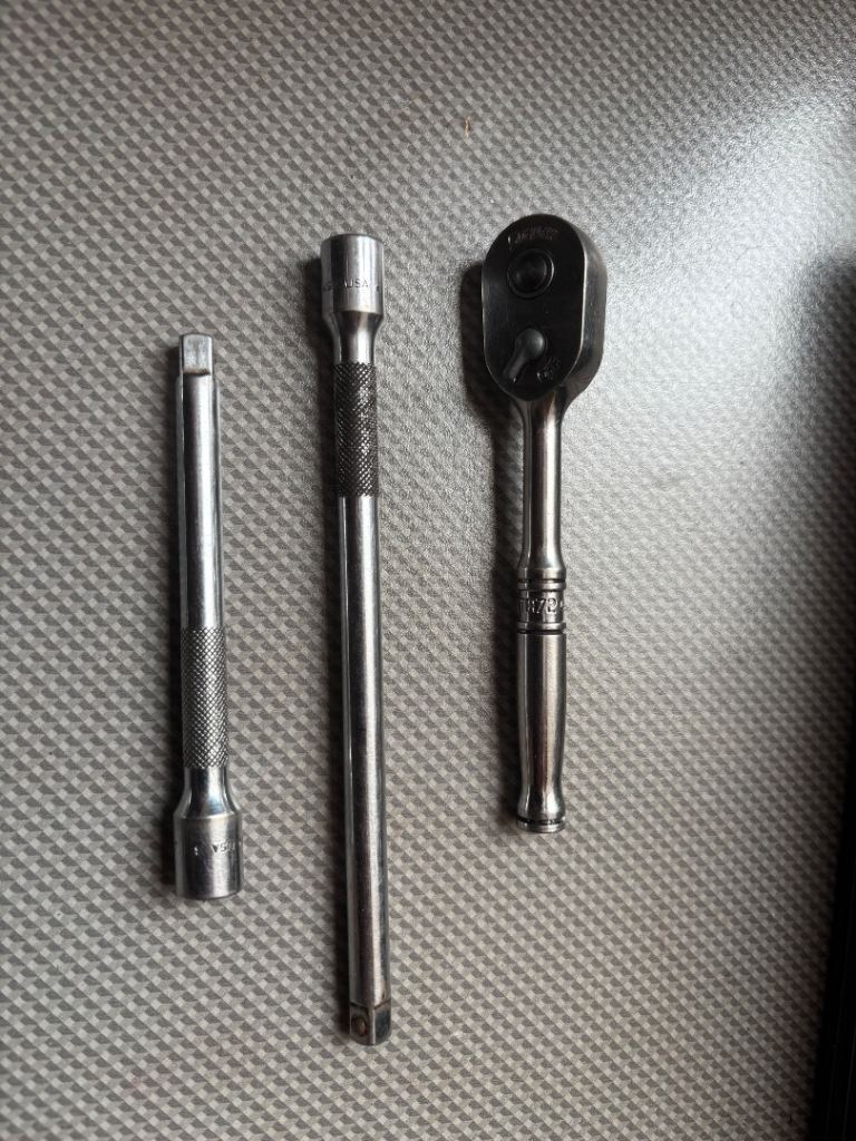 Snap on 1/4” drive ratchet and extensions