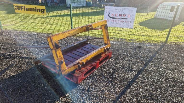 Grays tractor three point linkage heavy duty double bale spike 