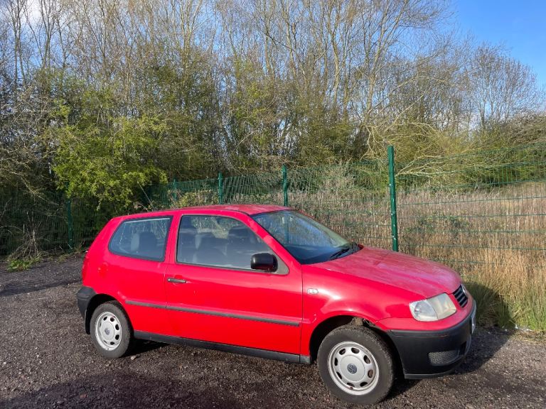 VW POLO 1.0 E 2001 Y REG RED 3 DOOR MOT AUGUST 28TH 2026 SERVICE HISTORY LOW INSURANCE