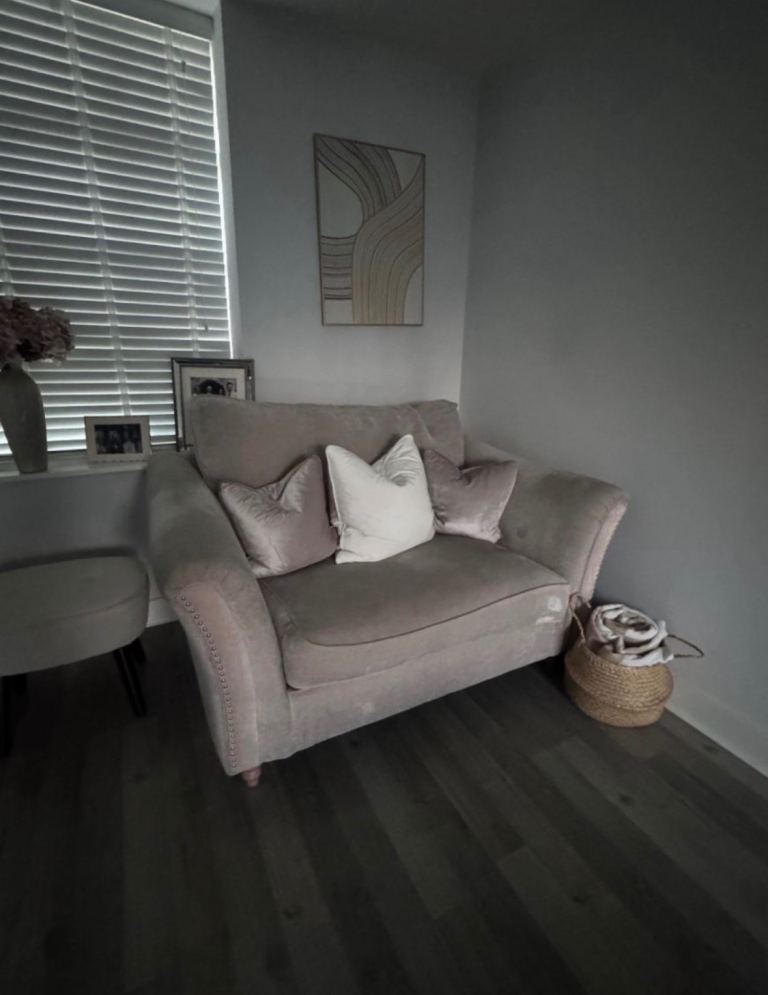 Next snug chair 