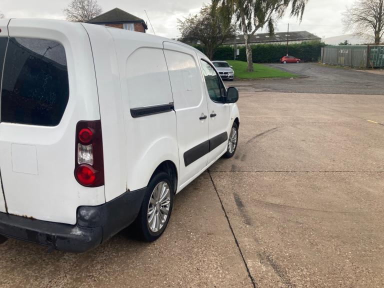 2011 Peugeot Partner 716 S 1.6 HDi 90 Crew Van PANEL VAN Diesel Manual