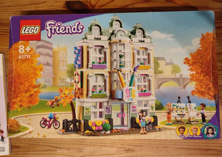image for Lego Friends Emma's Art School 41711 Boxed & Complete