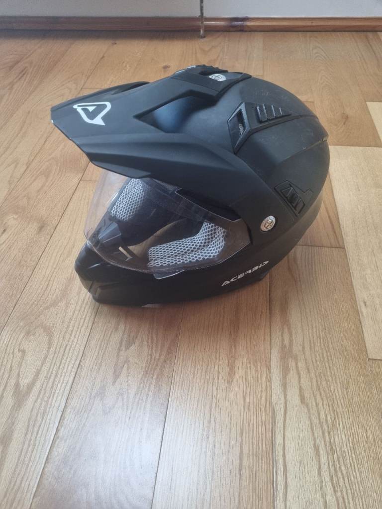 Motorbike helmet