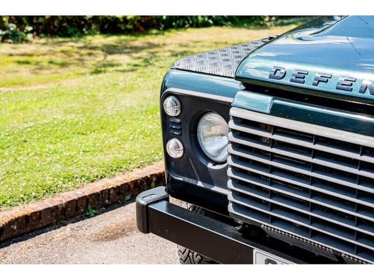 2013 Land Rover Defender 90 TDCi XS SUV Diesel Manual
