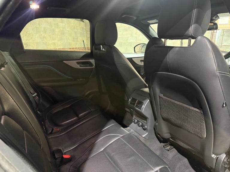 2017 Jaguar F-Pace 2.0 D180 R-Sport SUV 5dr Diesel Auto AWD Euro 6 (s/s) (180