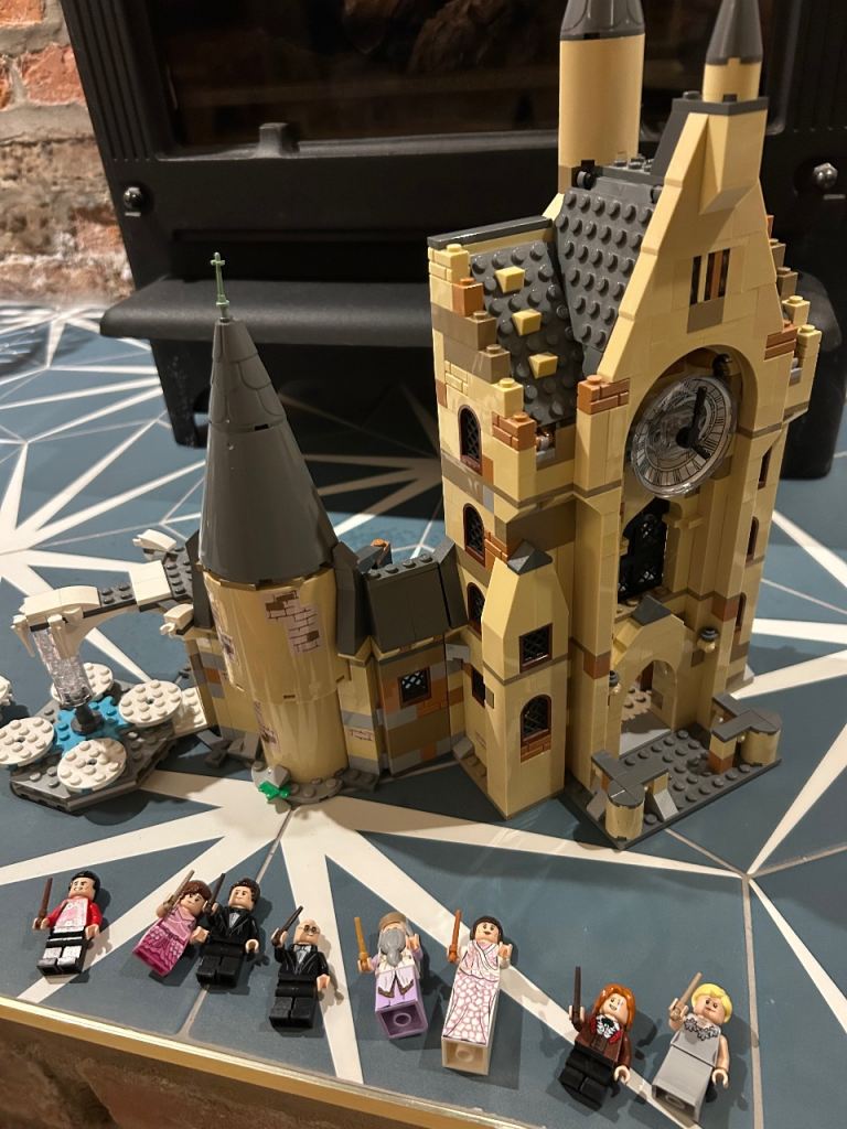 Hogwarts Clocktower. Lego. 