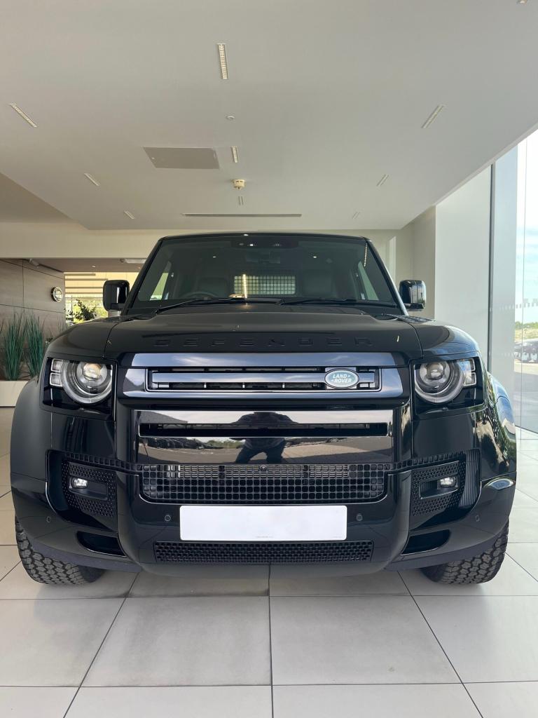 2025 Land Rover Defender 3.0 D350 Hard Top X-Dynamic HSE Auto PANEL VAN Diesel Automatic