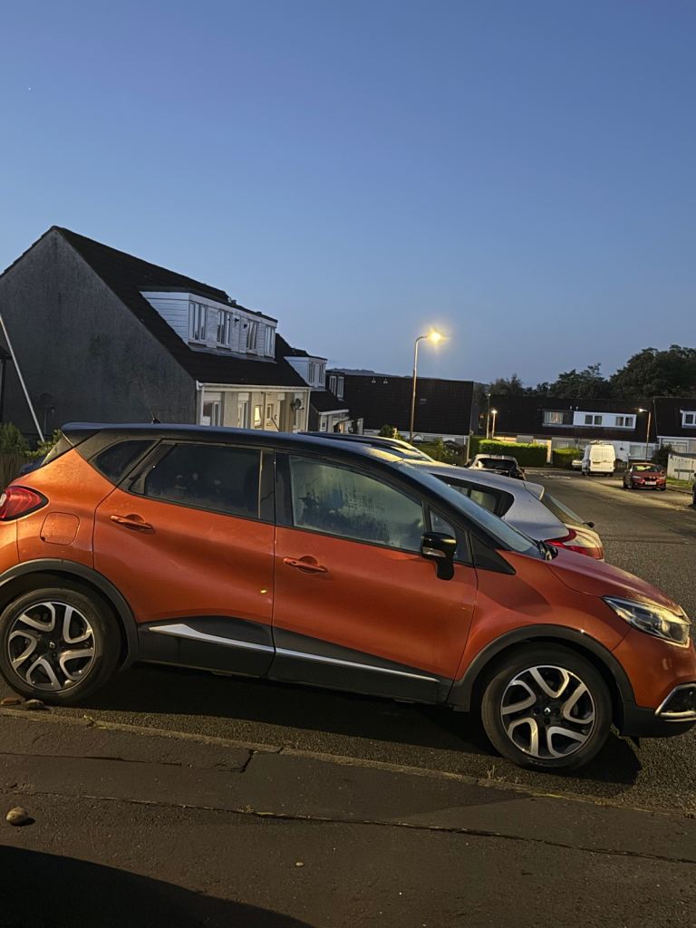 Renault, CAPTUR, Hatchback, 2015, Manual, 1461 (cc), 5 doors