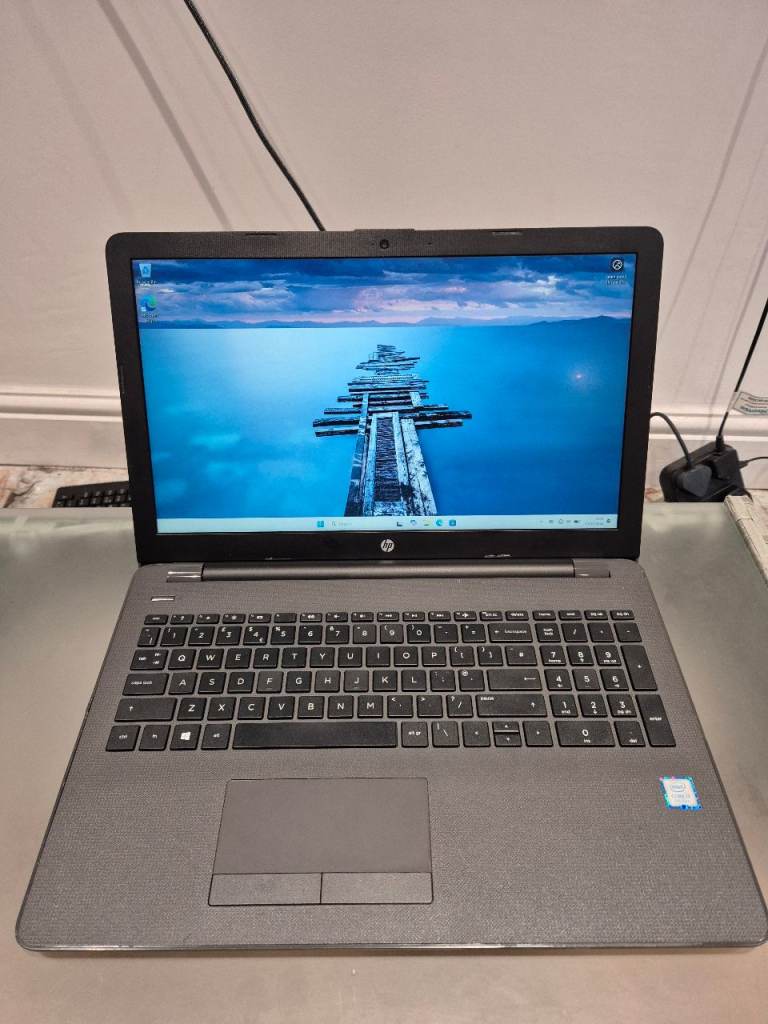 Hp ultra thin laptop 
