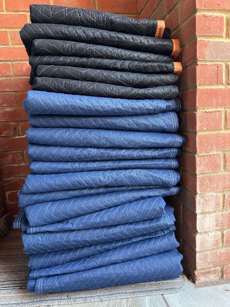 21 Premium Quilted Removal Blankets