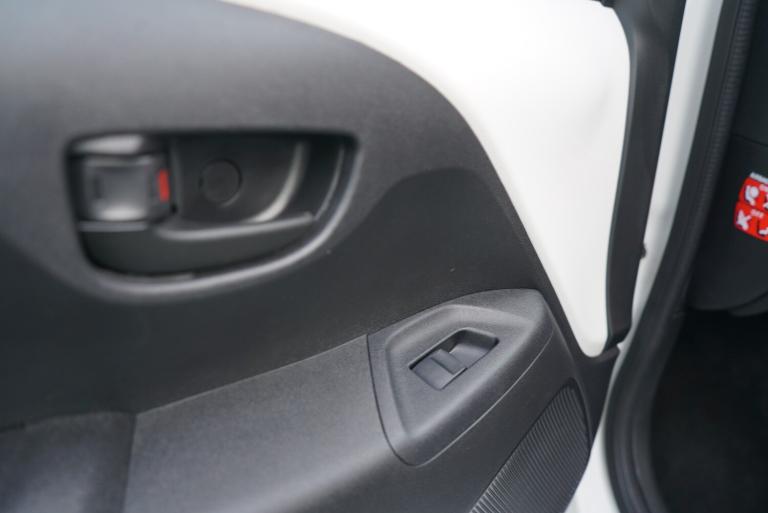 2015 Citroen C1 1.2 PureTech Feel Hatchback 5dr Petrol Manual Euro 6 (82 ps)